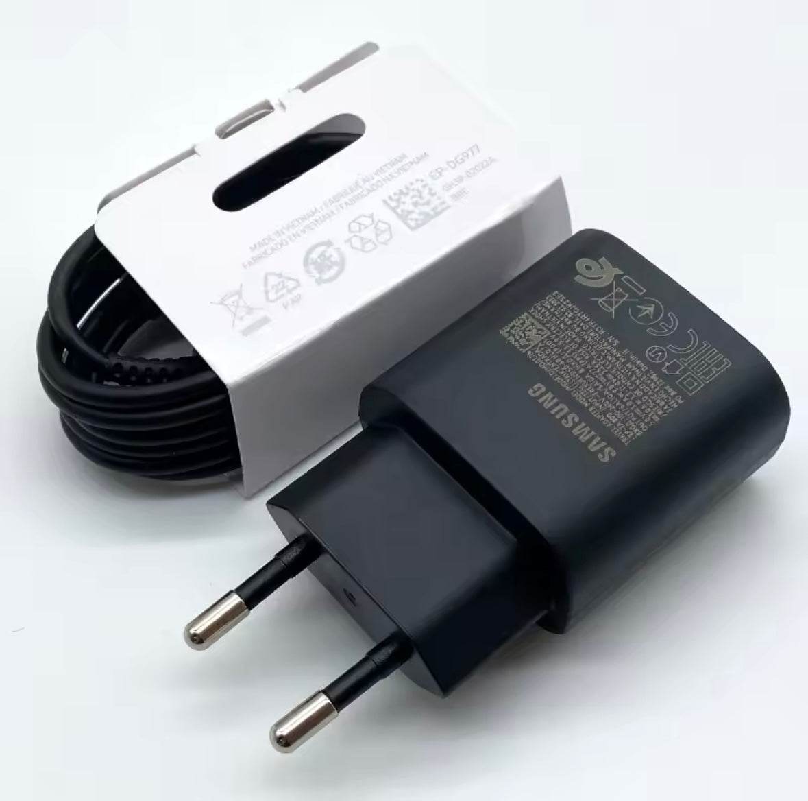 Chargeur Samsung USB-C 25W noir avec câble de 100cm.